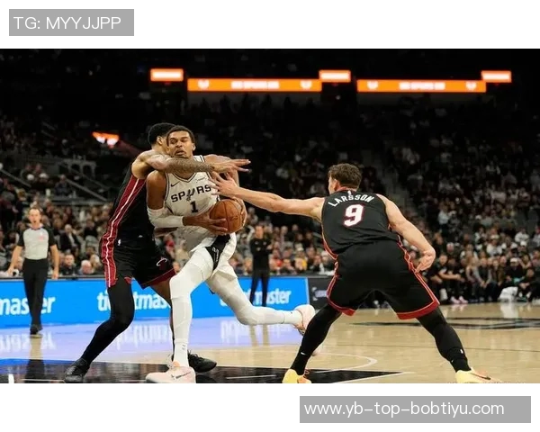 文班亚马再创佳绩27分18篮板6助攻5封盖展现超凡实力与稳定表现 文班亚马再创佳绩27分18篮板6助攻5封盖展现超凡实力与稳定表现