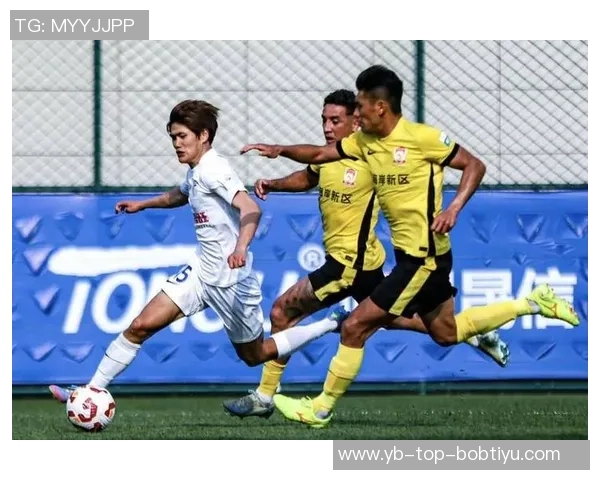 大连英博主场落后青岛西海岸阿齐兹精彩进球助队领先 大连英博主场落后青岛西海岸阿齐兹精彩进球助队领先