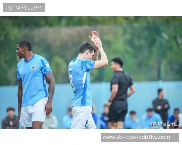 法媒报道切尔西前中卫祖马与山东泰山达成口头协议将签约一年加一年